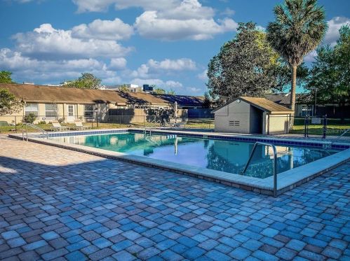 254 Windmeadows St, Altamonte Springs FL 32701-3578 exterior