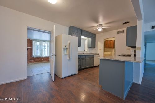 5002 1 St, Tucson AZ 85711-1507 exterior