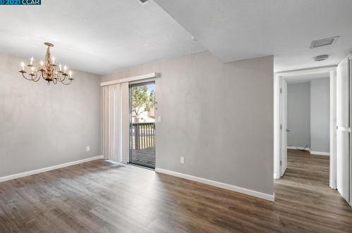 359 Scottsdale Rd, Concord CA 94523-5113 exterior