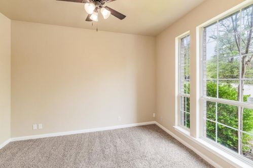 11505 Emerald Falls Dr, Austin TX  78738-5326 exterior