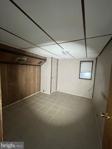 6862 Erdrick St, Philadelphia PA  19135-2126 exterior