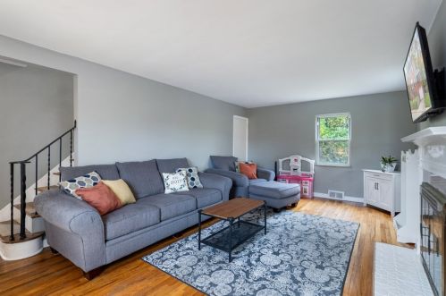 229 Owendale Ave, Pittsburgh PA  15227-2303 exterior