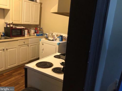 75 Evans St, Pottstown PA 19464-5548 exterior