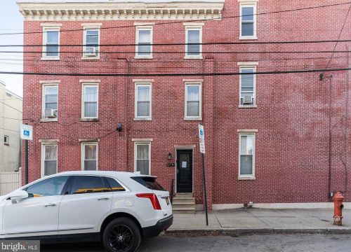 1239 6 St, Philadelphia PA 19140-4561 exterior