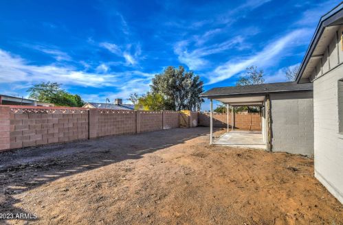 8224 25th St, Phoenix AZ  85042-7020 exterior