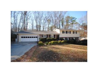 1595 Chateau Dr, Atlanta GA  30338-6061 exterior