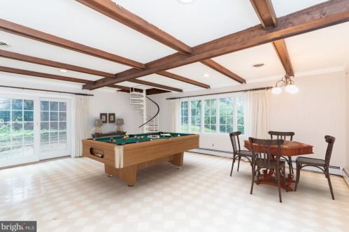 2101 Givenswood Dr, Fallston MD 21047-1426 exterior