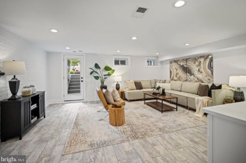 30 Adams St, Washington DC  20001-1026 exterior