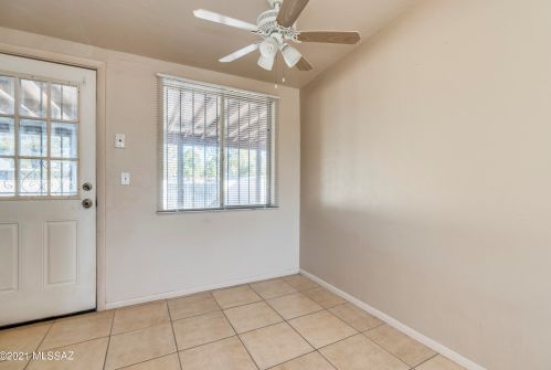 5209 25 St, Tucson AZ 85711-5912 exterior