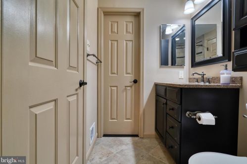 1609 Mithering Ln, Silver Spring MD 20905-7045 exterior