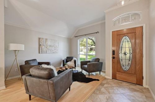 6405 Abilene Trl, Austin TX 78749-2845 exterior