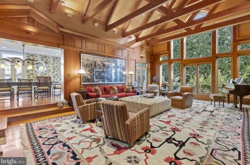 3005 45th St, Washington DC 20016-3528 exterior