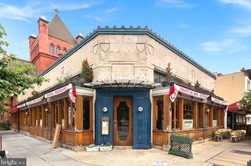 1401 Q St, Washington DC  20009-3807 exterior