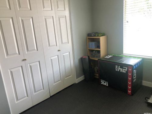 341 Ln Vera Ln, Sandy UT 84094 exterior