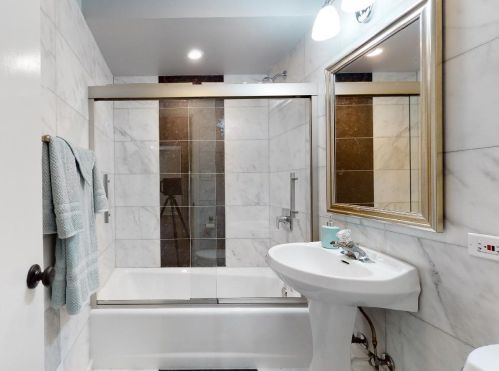 273 Berkley Ave, Elmhurst IL 60126-3167 exterior