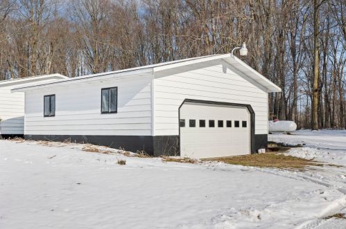 14200 160th Ave, Big Rapids MI  49307-9542 exterior