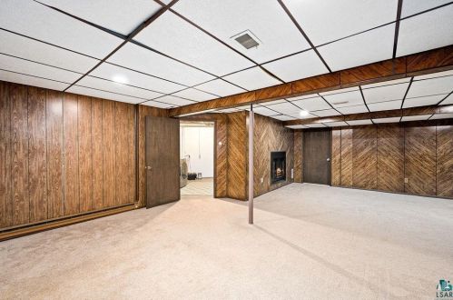 829 Cherie Ln, Duluth MN 55803-2182 exterior