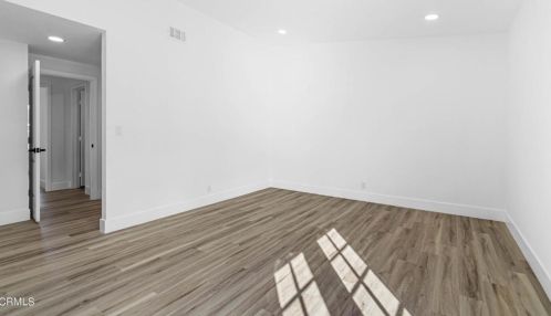 1540 Joliet Pl, Oxnard CA  93030-3140 exterior