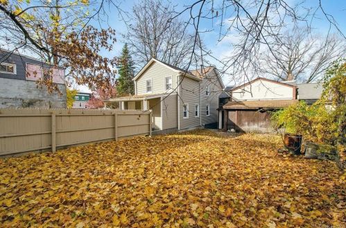 87 Delafield St, Poughkeepsie NY  12601-1736 exterior