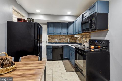 2253 Bouvier St, Philadelphia PA 19132-4322 exterior