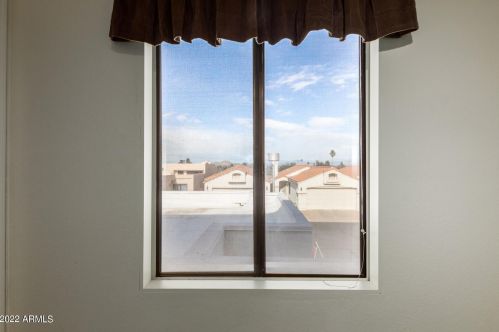 2329 Evans Dr, Phoenix AZ 85032-5547 exterior