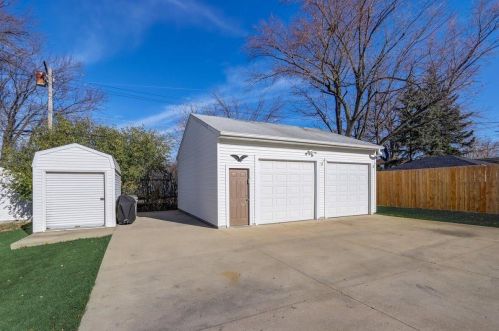 4922 Lynndale Ave, Milwaukee WI 53220-2069 exterior