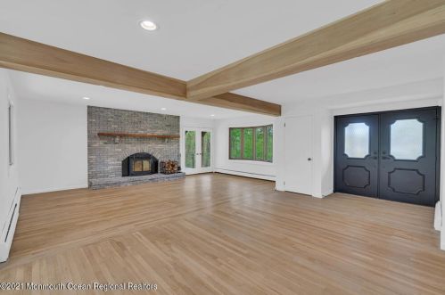 1120 Farmingdale Rd, Jackson Twp NJ  08527-1380 exterior