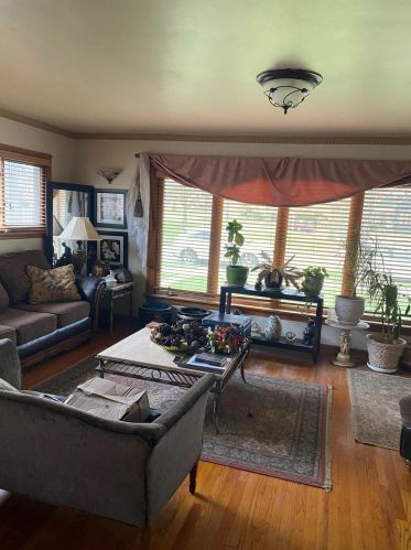 4686 Scranton Pl, Milwaukee, WI 53216-2957