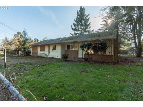 7754 Thompson Rd, Portland, OR 97222-1151