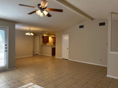 13003 Campos Dr, Austin TX  78727-7043 exterior