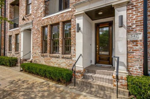547 Cesar Chavez Blvd, Dallas, TX 75201-5819