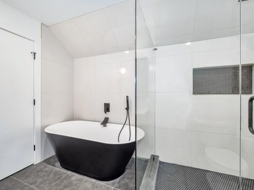 3019 Belingham Dr, Atlanta GA  30345-1503 exterior