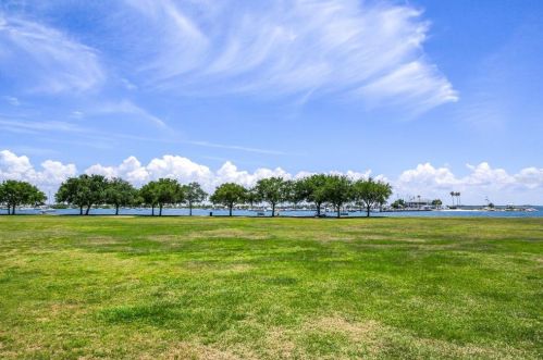 625 Jamaica Ave, Tampa FL  33606-3928 exterior