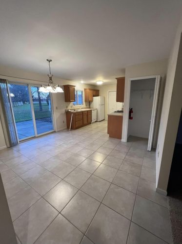 7559 E Ave, Kalamazoo MI  49048-9622 exterior