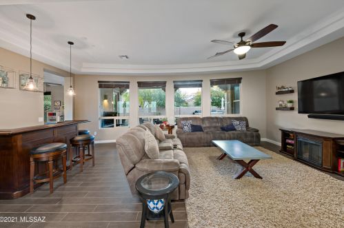 8499 National Dr, Tucson AZ 85742-8526 exterior