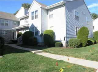 388 Keswick Dr, Piscataway NJ  08854-6603 exterior