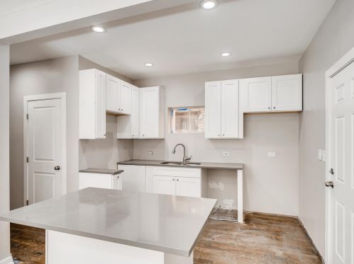 7125 Michigan Ave, Chicago IL  60619-1013 exterior