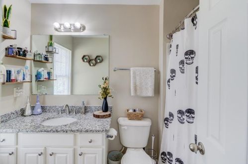 2495 Ivey Crest Cir, Tucker GA  30084-3762 exterior