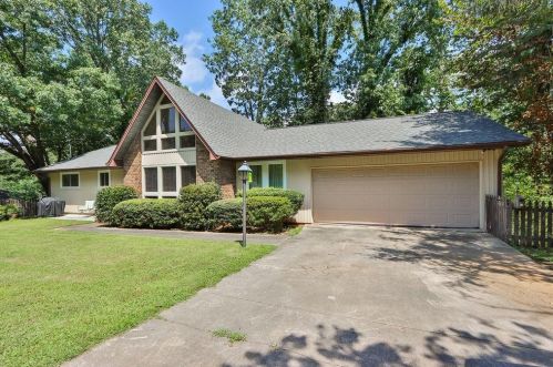 710 Piedmont Rd, Gainesville, GA 30501-2824