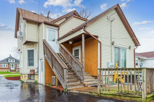 1004 Oakland Ave, Joliet IL 60435-1720 exterior