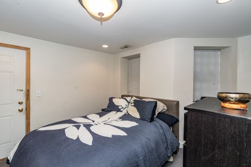 2723 Kimball Ave, Chicago IL 60647-1222 exterior