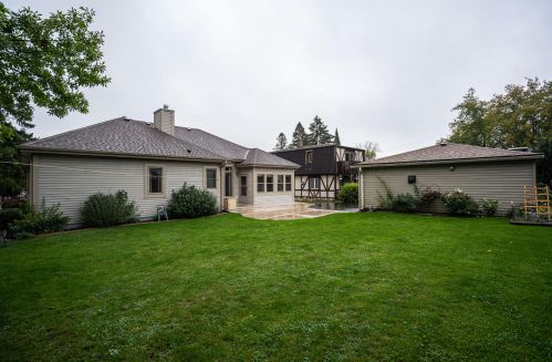 2269 Mangold Ave, Milwaukee WI 53221-4949 exterior