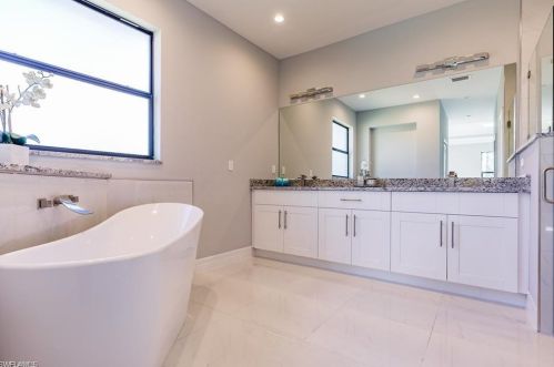 3496 16 Ave, Naples FL 34120-2241 exterior