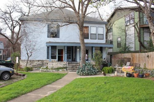 3006 Duval St, Austin, TX 78705-3823