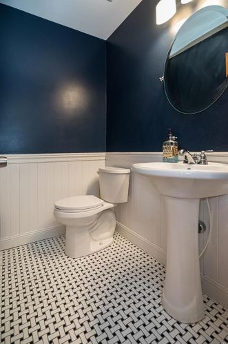 11070 Rambling Oaks Dr, Saint Louis MO 63128-2036 exterior