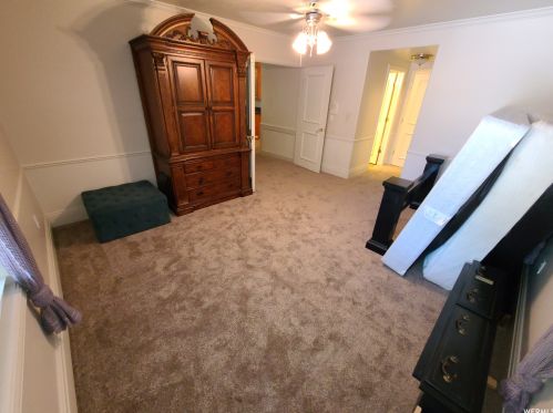 11902 Autumn Rdg Dr, Sandy UT 84092-7342 exterior