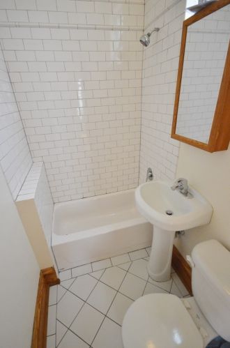 3722 Fremont St, Chicago IL 60613-3971 exterior