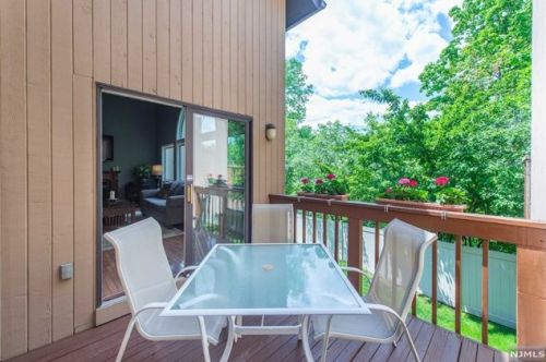 29 Cedarwood Ter, West Paterson NJ exterior