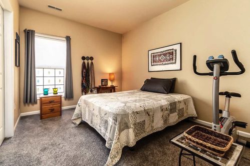 5473 Congress Ave, Madison WI 53718-2214 exterior