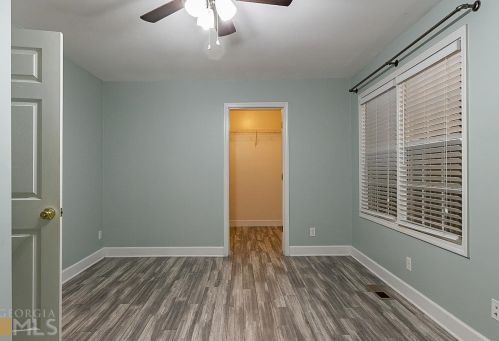 3659 Gdn Rd, Gainesville GA 30506-5019 exterior